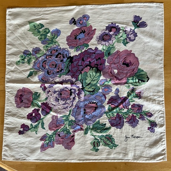 Jim Thompson Designer Silk Floral Handkerchief 16" x 16" Vtg - Picture 4 of 5